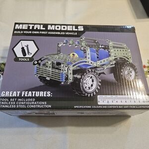Build Your Own Vehicle Kit - Green and Blue New